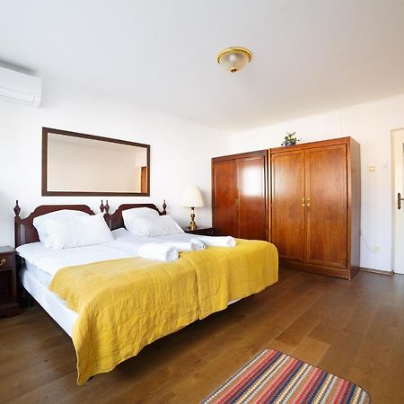 Old Town Scharajevo - Free Parking Apartment Sarajevo Bagian luar foto